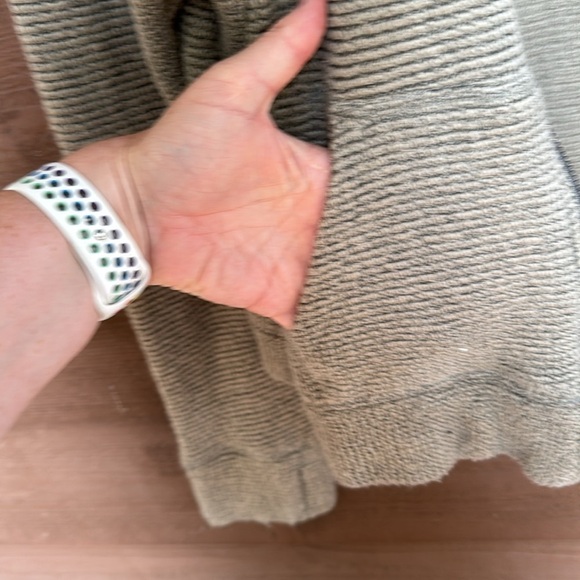 90 Degree By Reflex Beige Soft Knit Kids Zip-Up Sweater size Large - Picture 3 of 4